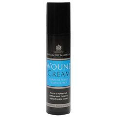 Wound cream. Antibacterial, hygienic & breathable barrier 